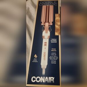 Conair Double Ceramic Triple Barrel Waver - White and Gold
